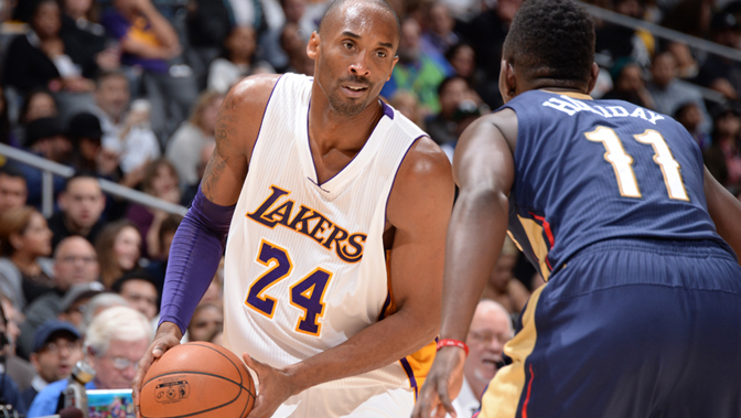 功于她自己 功于她自己