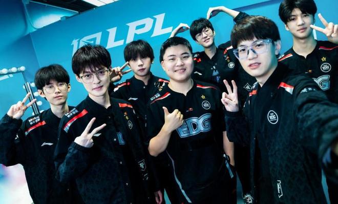 占据了明显 占据了明显