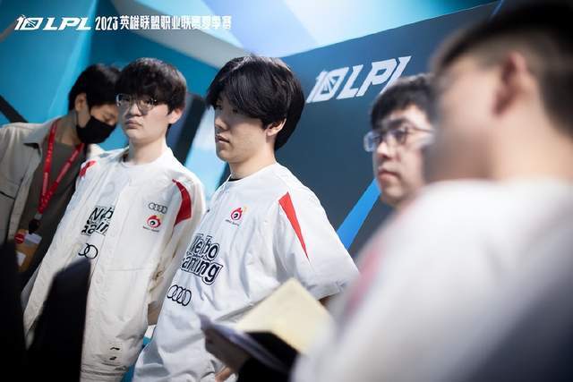 这场比赛的 这场比赛的